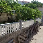 Sindi 公寓 洛帕