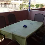 Sindi לופאר