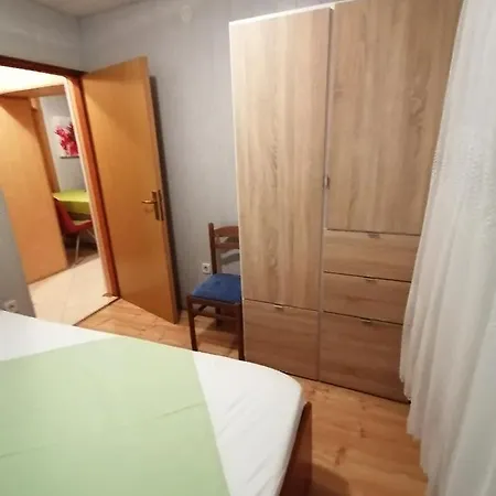 Appartement Sindi